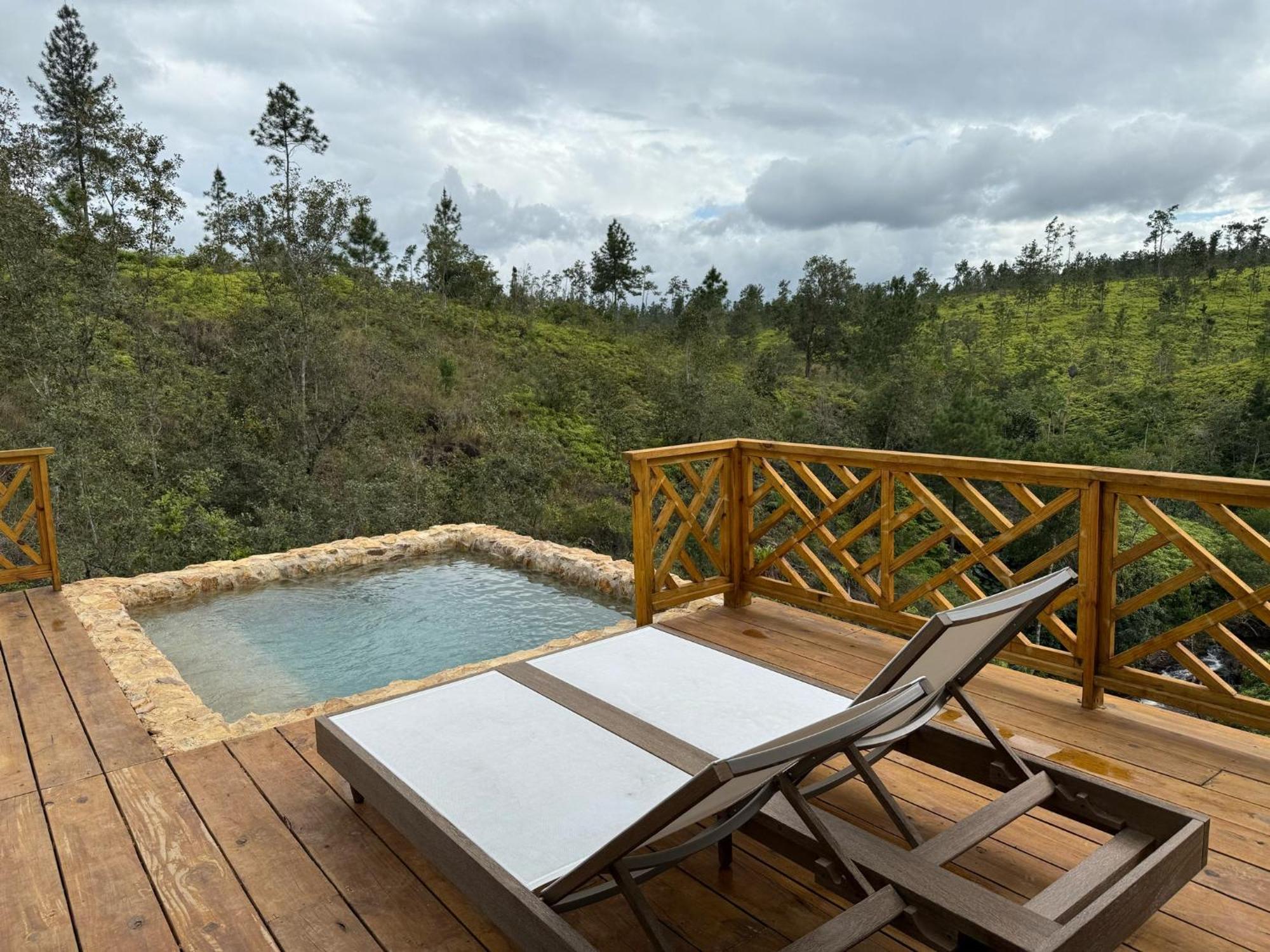 Hidden Valley Wilderness Lodge Blancaneau المظهر الخارجي الصورة